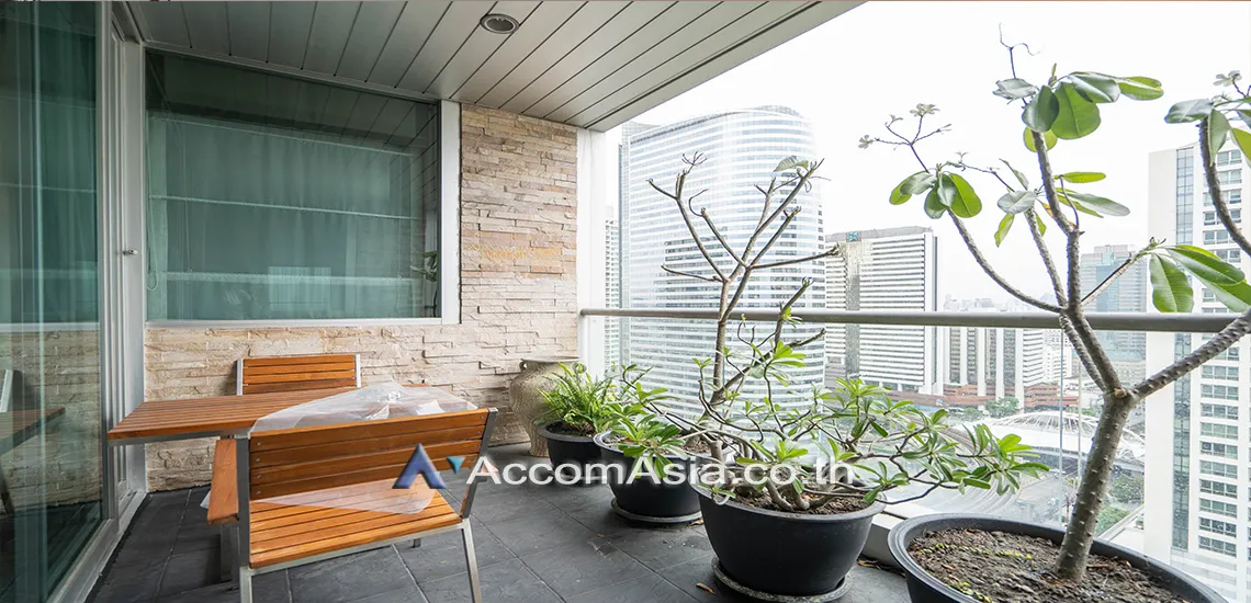 unit 2 Bedrooms  Condominium For Rent & Sale in Sathorn, Bangkok  near BTS Chong Nonsi (1510409)