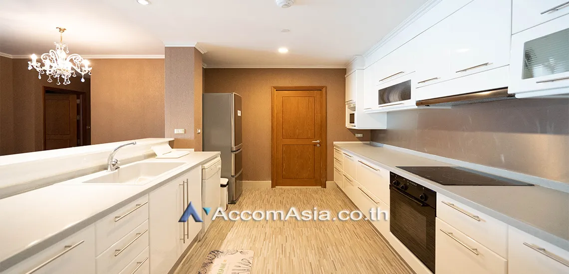 unit 2 Bedrooms  Condominium For Rent & Sale in Sathorn, Bangkok  near BTS Chong Nonsi (1510409)
