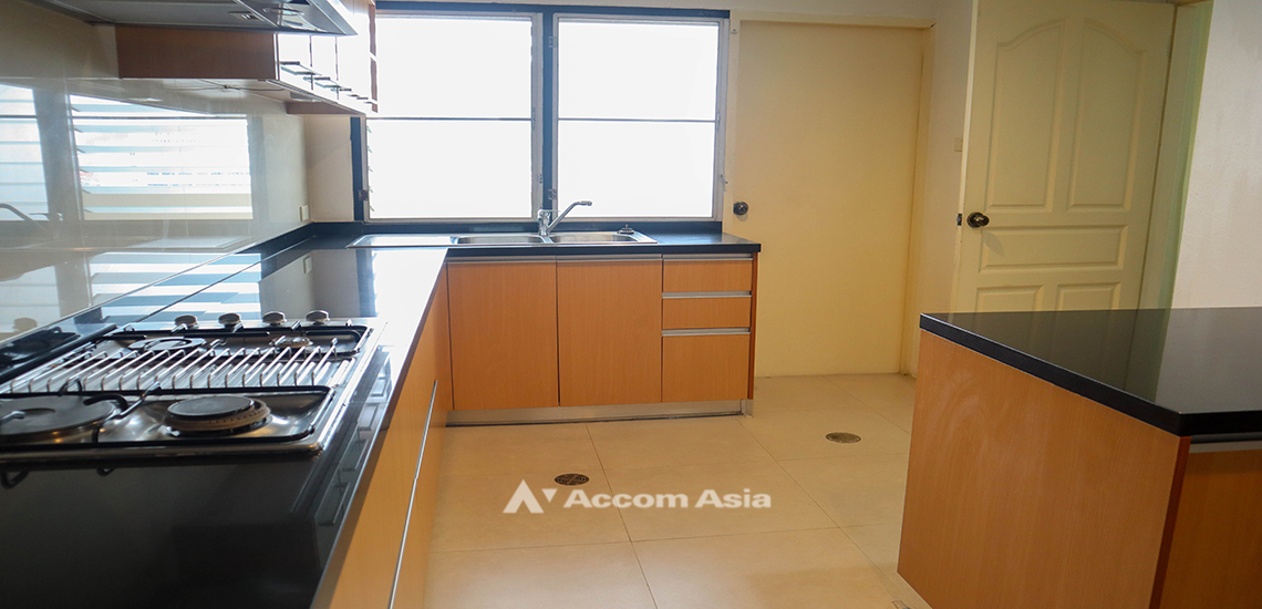 6  2 br Apartment For Rent in Sukhumvit ,Bangkok MRT Sukhumvit - BTS Asok at Perfect for family 1410530