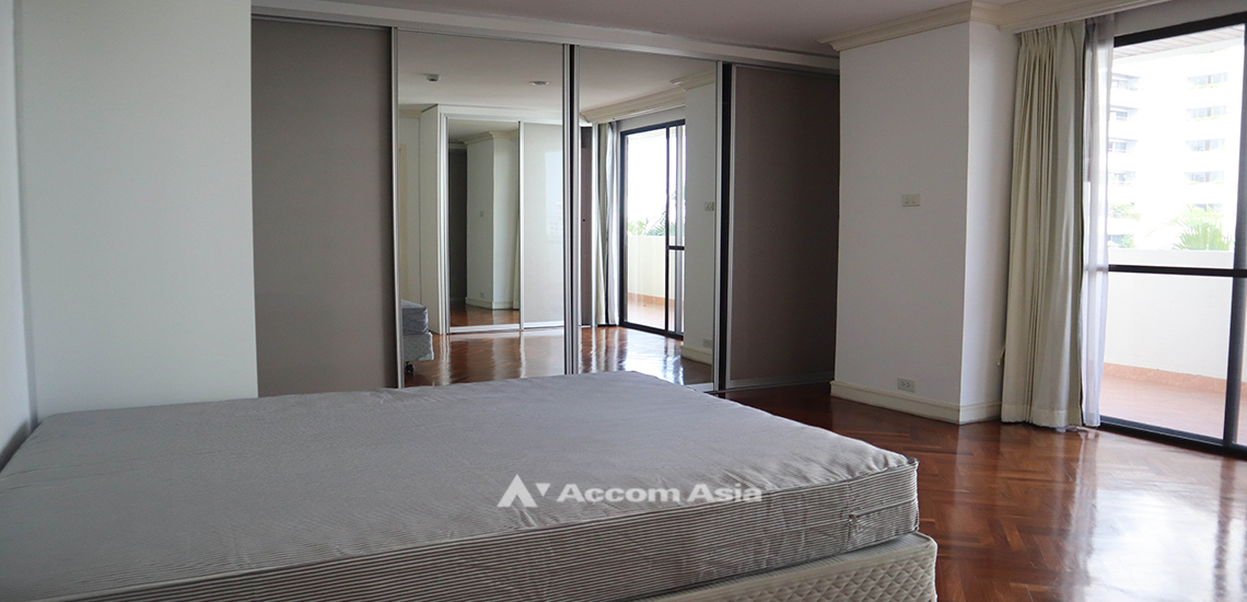 9  2 br Apartment For Rent in Sukhumvit ,Bangkok MRT Sukhumvit - BTS Asok at Perfect for family 1410530