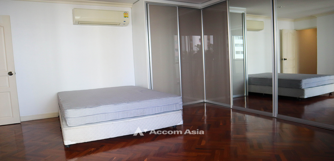 10  2 br Apartment For Rent in Sukhumvit ,Bangkok MRT Sukhumvit - BTS Asok at Perfect for family 1410530