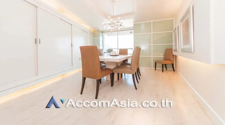 unit 3 Bedrooms  Condominium For Rent & Sale in Ploenchit, Bangkok  near BTS Chitlom (28667)