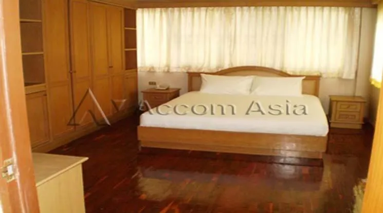 unitPet friendly |  3 Bedrooms  Apartment For Rent in Sukhumvit, Bangkok  near BTS Phrom Phong (18601)
