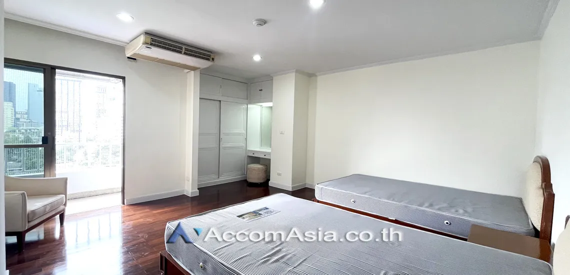 13  3 br Apartment For Rent in Sukhumvit ,Bangkok BTS Phrom Phong at Greenery garden and privacy 1410766