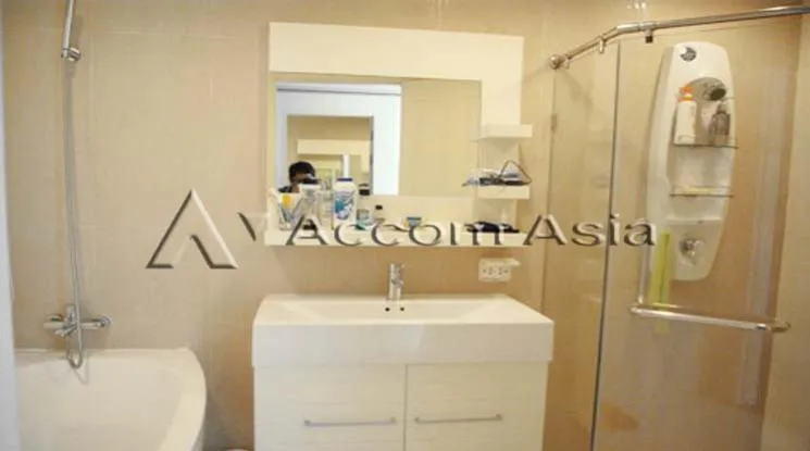 unit 1 Bedroom  Condominium For Rent in Sukhumvit, Bangkok  near BTS Phrom Phong (1510842)