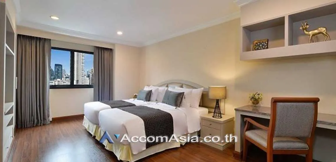  1  3 br Apartment For Rent in Sukhumvit ,Bangkok BTS Asok - MRT Sukhumvit at Perfect Apartment for Big Family, Prime Location Near Main Street 1410885