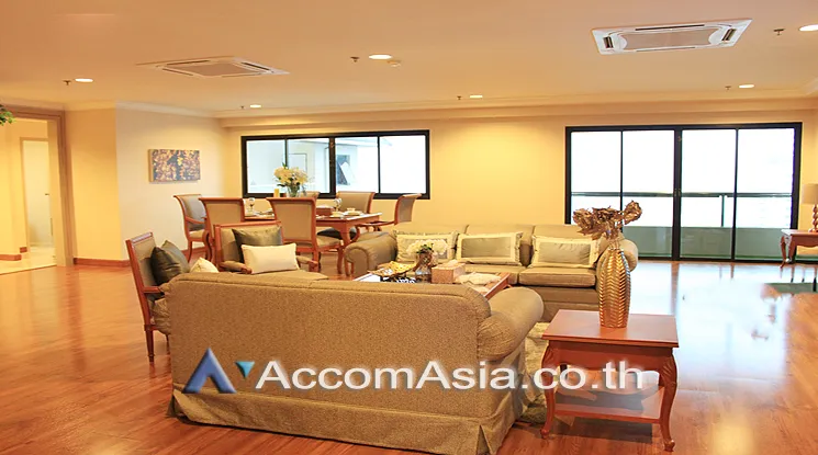  1  3 br Apartment For Rent in Sukhumvit ,Bangkok BTS Asok - MRT Sukhumvit at Perfect Apartment for Big Family, Prime Location Near Main Street 1410885