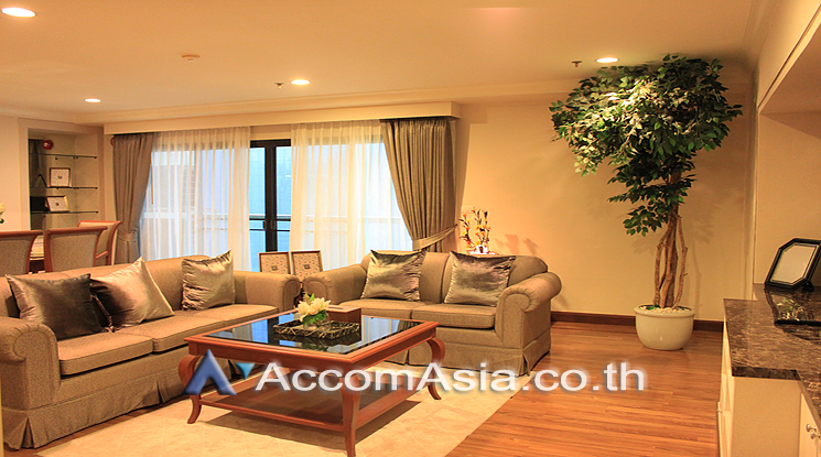  2  3 br Apartment For Rent in Sukhumvit ,Bangkok BTS Asok - MRT Sukhumvit at Perfect Apartment for Big Family, Prime Location Near Main Street 1410886