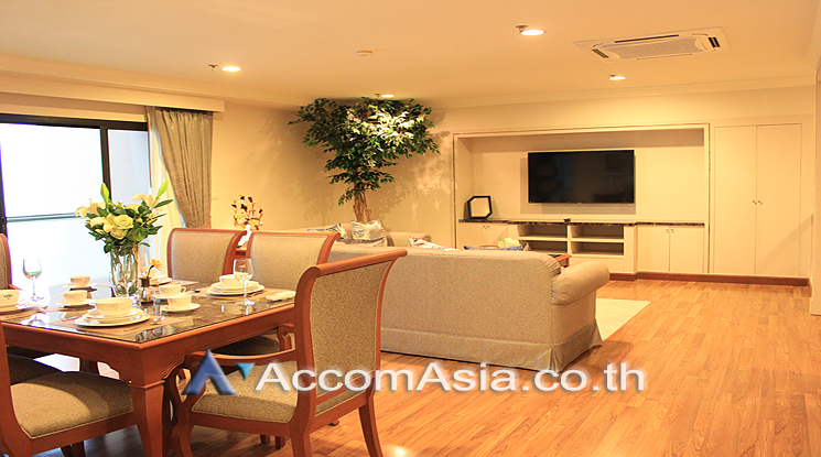  1  3 br Apartment For Rent in Sukhumvit ,Bangkok BTS Asok - MRT Sukhumvit at Perfect Apartment for Big Family, Prime Location Near Main Street 1410886