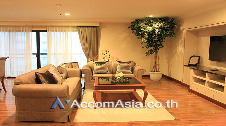 4  3 br Apartment For Rent in Sukhumvit ,Bangkok BTS Asok - MRT Sukhumvit at Perfect Apartment for Big Family, Prime Location Near Main Street 1410886