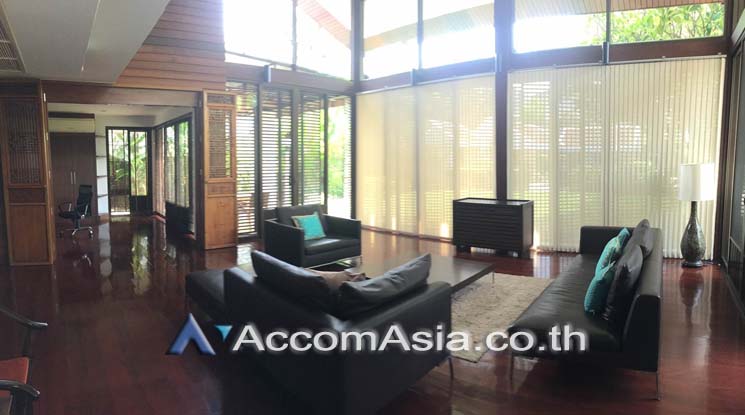 5  5 br House For Sale in Sukhumvit ,Bangkok BTS Ekkamai 10004201
