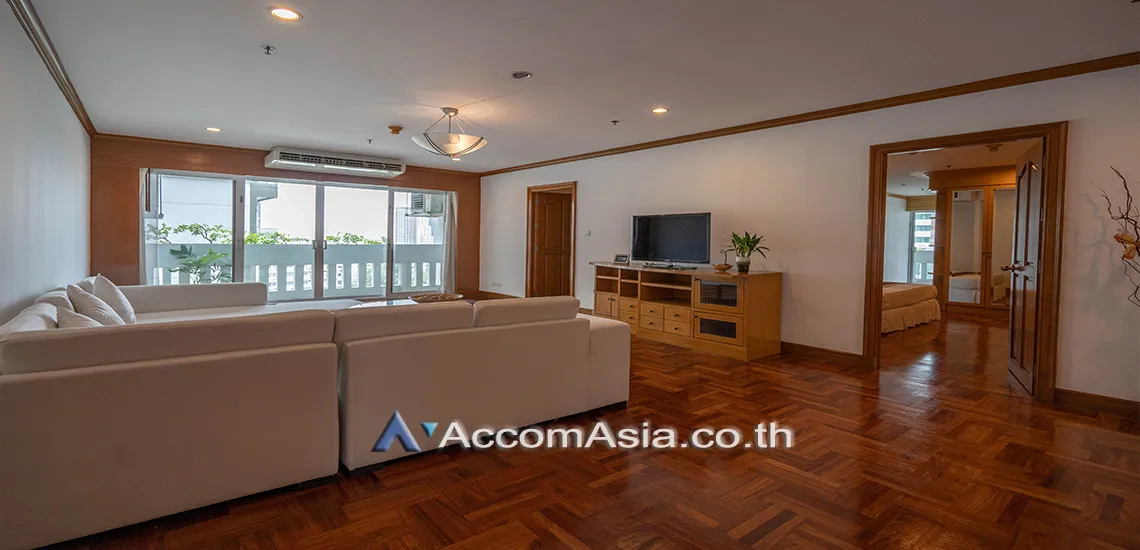 unitPet friendly |  4 Bedrooms  Apartment For Rent in Sukhumvit, Bangkok  near MRT Sukhumvit - BTS Asok (1002301)
