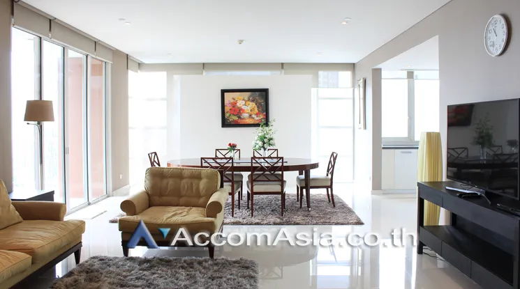 Pet friendly |  Fullerton Sukhumvit Condominium  3 Bedroom for Sale & Rent BTS Ekkamai in Sukhumvit Bangkok