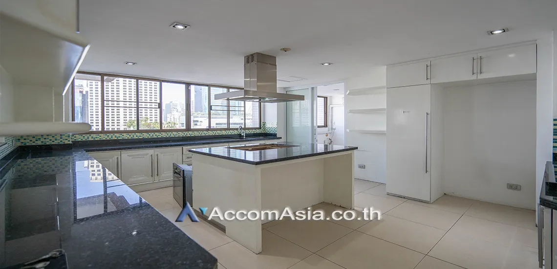 unitBig Balcony, Pet friendly |  4 Bedrooms  Apartment For Rent in Sukhumvit, Bangkok  near MRT Sukhumvit - BTS Asok (1410917)