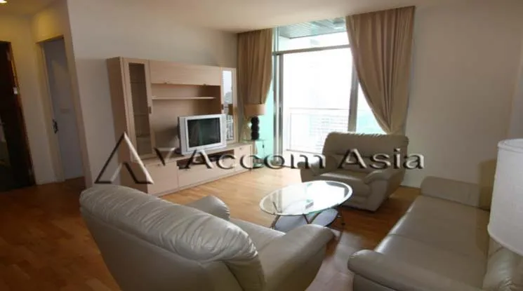 unit 1 Bedroom  Condominium For Rent in Sathorn, Bangkok  near BTS Chong Nonsi (1511016)