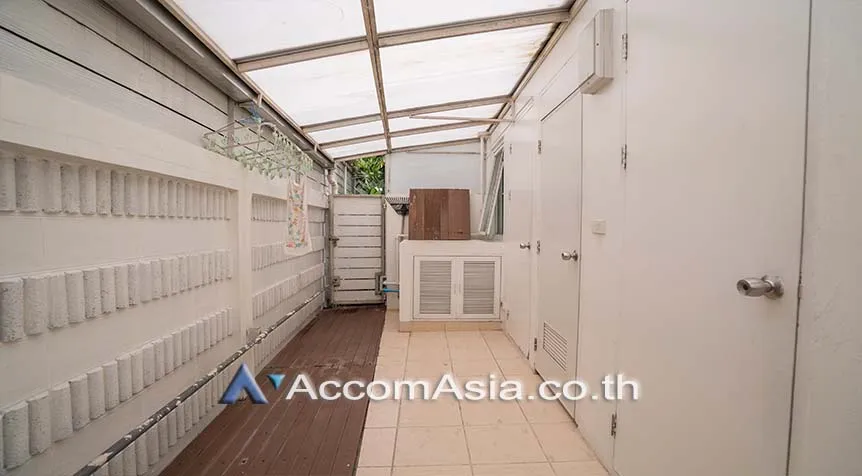 14  4 br House for rent and sale in Sukhumvit ,Bangkok BTS Phrom Phong at House in compound with common pool 1811030
