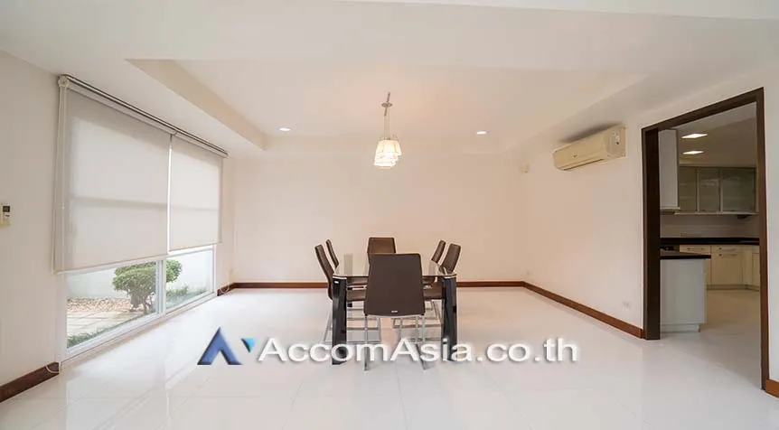  1  4 br House for rent and sale in Sukhumvit ,Bangkok BTS Phrom Phong at House in compound with common pool 1811030