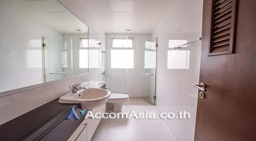 11  4 br House for rent and sale in Sukhumvit ,Bangkok BTS Phrom Phong at House in compound with common pool 1811030