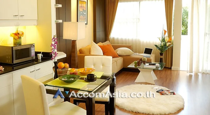 unit 1 Bedroom  Apartment For Rent in Sukhumvit, Bangkok  near BTS Ekkamai (1511056)