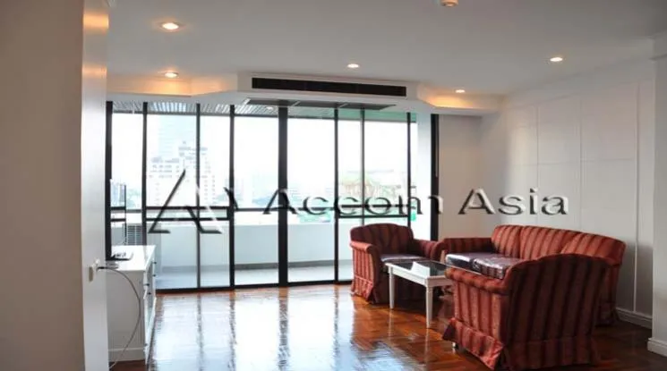 unit 2 Bedrooms  Apartment For Rent in Phaholyothin, Bangkok  near BTS Ari (1511105)