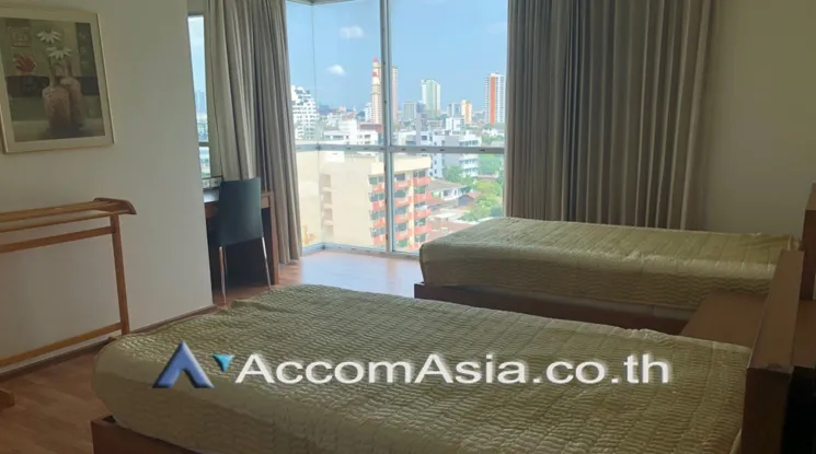  Noble Lite Condominium  2 Bedroom for Sale & Rent BTS Ari in Phaholyothin Bangkok