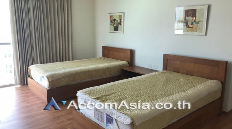 unit 2 Bedrooms  Condominium For Rent & Sale in Phaholyothin, Bangkok  near BTS Ari (1511106)