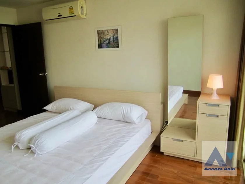 8  3 br Condominium for rent and sale in Silom ,Bangkok BTS Surasak at Pabhada Silom 1511128