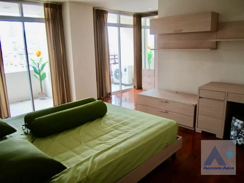 unitFully Furnished, Big Balcony |  3 Bedrooms  Condominium For Rent & Sale in Silom, Bangkok  near BTS Surasak (1511128)