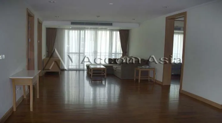 unit 3 Bedrooms  Apartment For Rent in Sukhumvit, Bangkok  near BTS Phrom Phong (1411164)