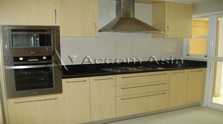 7  3 br Apartment For Rent in Sukhumvit ,Bangkok BTS Phrom Phong at Apartment with Top Facilities, Close to Emshere 1411164