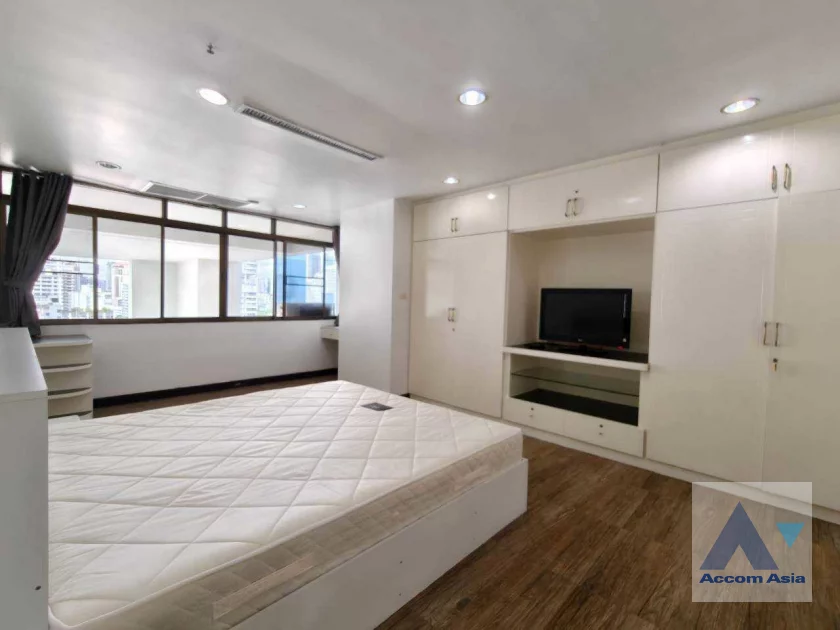 11  2 br Condominium For Rent in Sukhumvit ,Bangkok BTS Nana at Crystal Garden 1511190