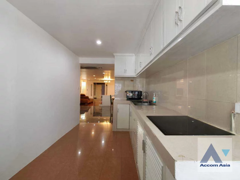 8  2 br Condominium for rent and sale in Sukhumvit ,Bangkok BTS Nana at Crystal Garden 1511190