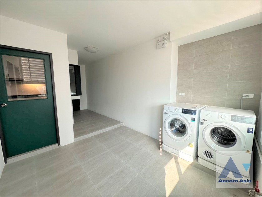 19  3 br Apartment For Rent in Sukhumvit ,Bangkok BTS Phrom Phong at Peaceful Living 1411263