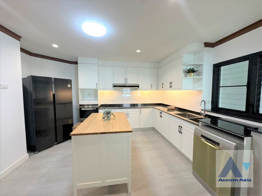 8  3 br Apartment for rent and sale in Sukhumvit ,Bangkok BTS Phrom Phong at Peaceful Living 1411263