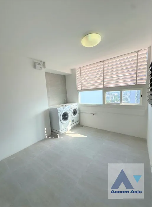 20  4 br Apartment for rent and sale in Sukhumvit ,Bangkok BTS Phrom Phong at Peaceful Living 1411263