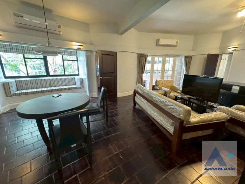  1  2 br Apartment For Rent in Ploenchit ,Bangkok BTS Ploenchit at Set among tropical atmosphere 1411286