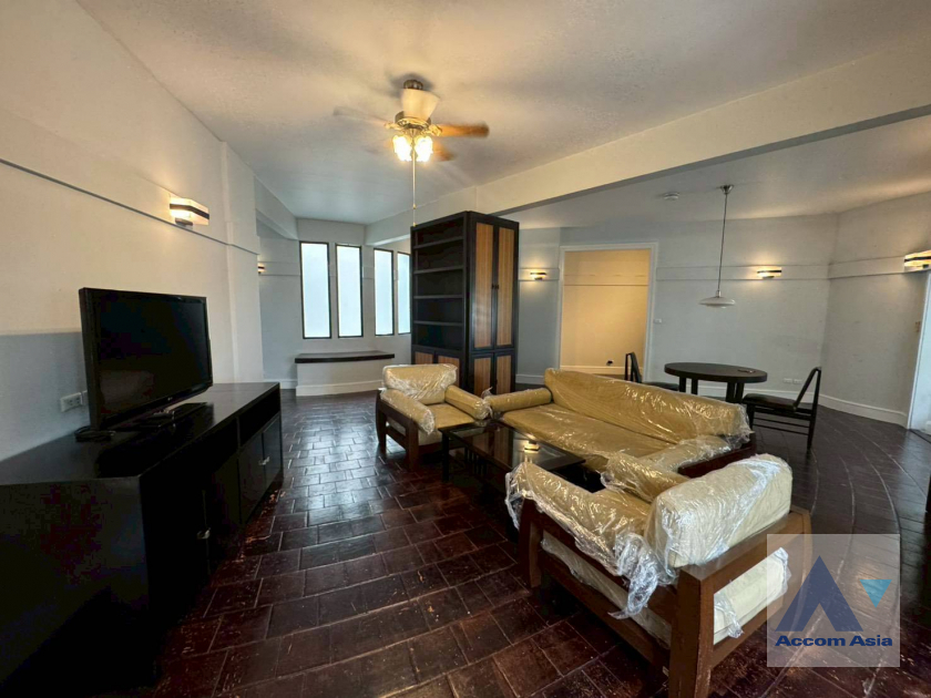  2  2 br Apartment For Rent in Ploenchit ,Bangkok BTS Ploenchit at Set among tropical atmosphere 1411286