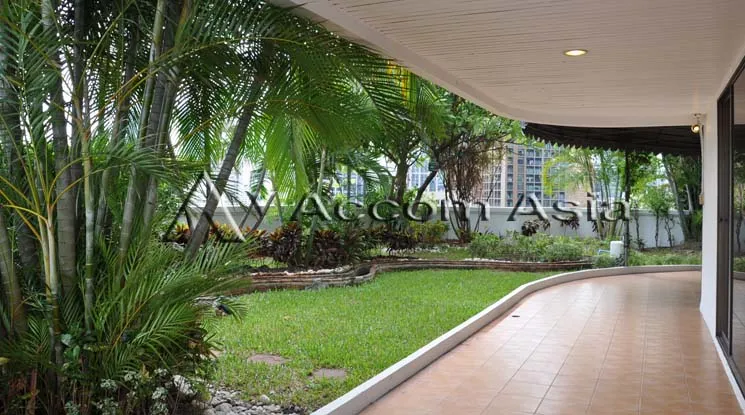  1  4 br Apartment For Rent in Sukhumvit ,Bangkok BTS Thong Lo at Homely atmosphere 1411295