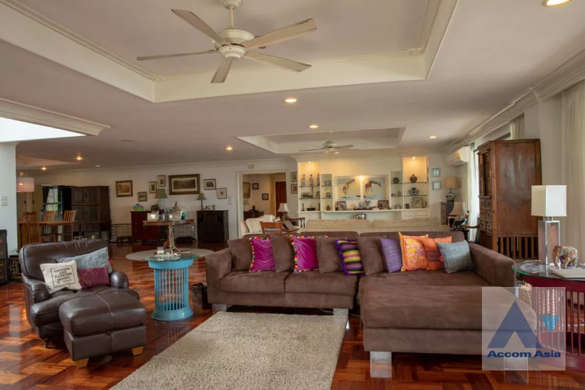  1  4 br Apartment For Rent in Sukhumvit ,Bangkok BTS Thong Lo at Homely atmosphere 1411295