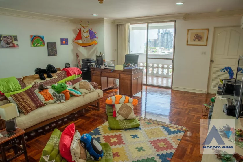 8  4 br Apartment For Rent in Sukhumvit ,Bangkok BTS Thong Lo at Homely atmosphere 1411295