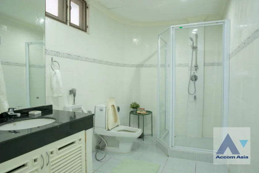 12  4 br Apartment For Rent in Sukhumvit ,Bangkok BTS Thong Lo at Homely atmosphere 1411295