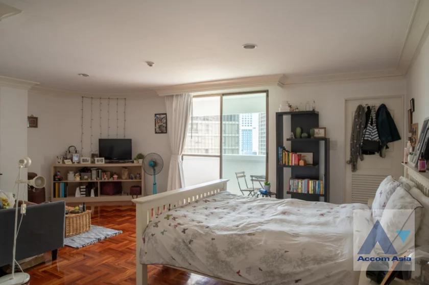 9  4 br Apartment For Rent in Sukhumvit ,Bangkok BTS Thong Lo at Homely atmosphere 1411295