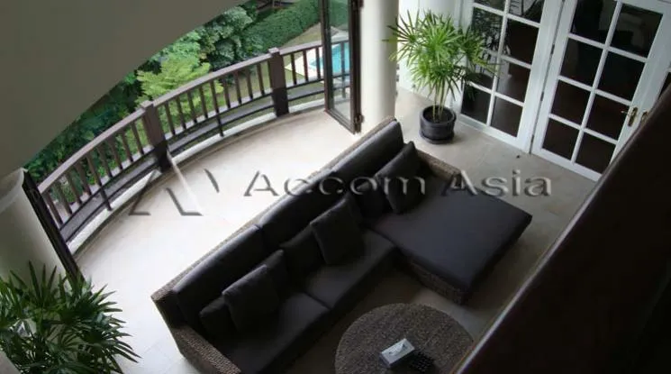  2  3 br Apartment For Rent in Sukhumvit ,Bangkok BTS Thong Lo at Luxury 1-Unit-Per-Floor Residence in Thonglo 1411391