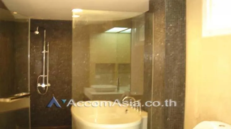 7  3 br Apartment For Rent in Sathorn ,Bangkok BTS Chong Nonsi at Perfect For Family 1411421