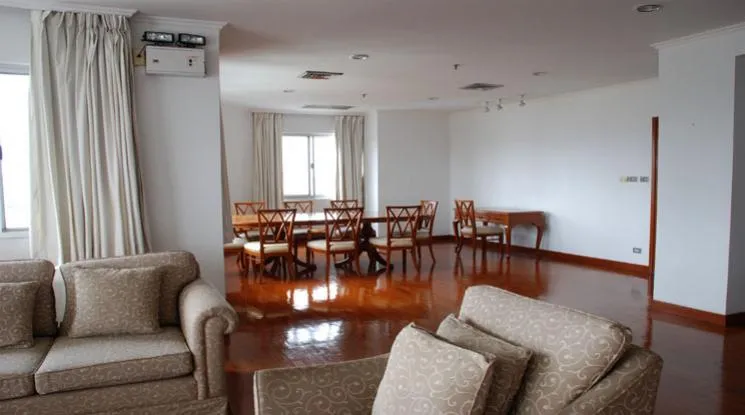 unit 3 Bedrooms  Apartment For Rent in Sathorn, Bangkok  near BRT Technic Krungthep (2046803)