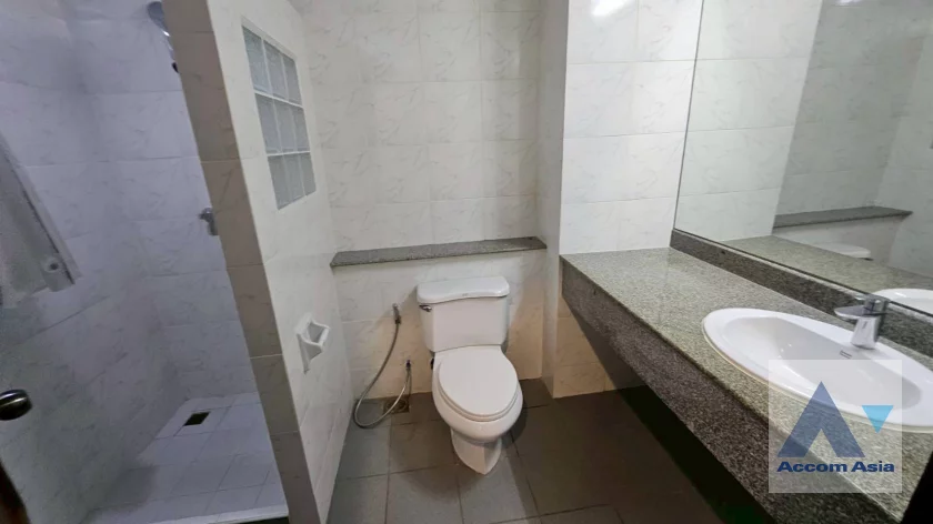 16  2 br Condominium For Rent in Rama 3 ,Bangkok BRT Thanon Chan at Liang Garden 1411449