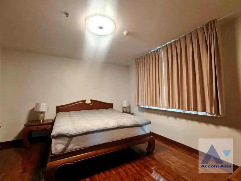 7  2 br Condominium For Rent in Ploenchit ,Bangkok BTS Chitlom at Baan Na Varang 1511512