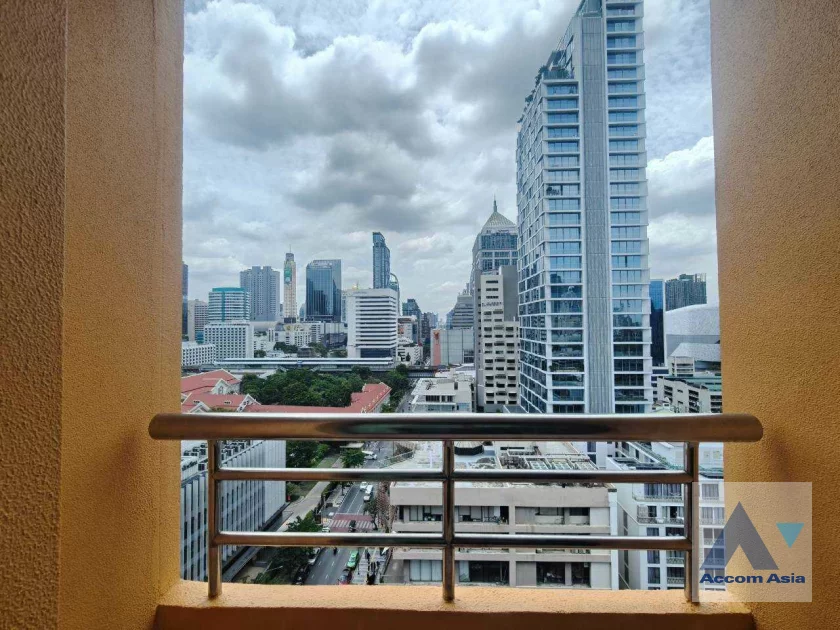 12  2 br Condominium For Rent in Ploenchit ,Bangkok BTS Chitlom at Baan Na Varang 1511512