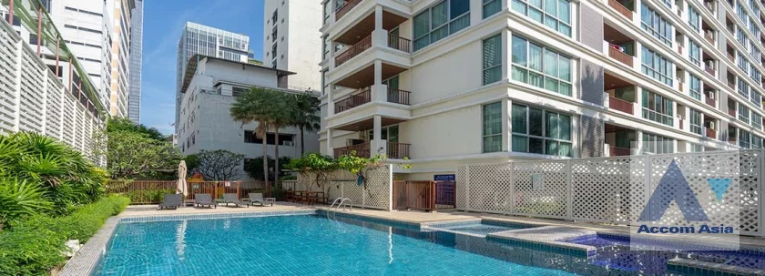  2  3 br Apartment For Rent in Silom ,Bangkok BTS Surasak at High-end Low Rise  1411630