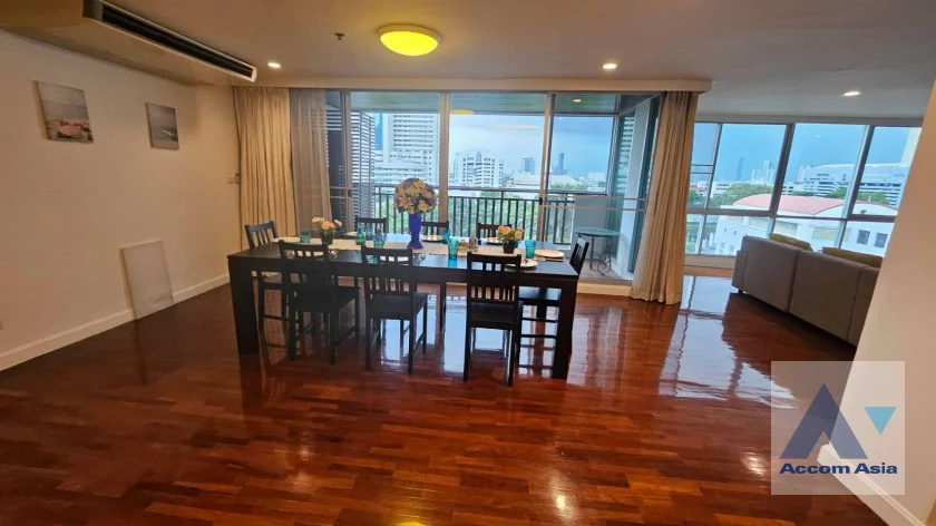  1  3 br Apartment For Rent in Silom ,Bangkok BTS Surasak at High-end Low Rise  1411630